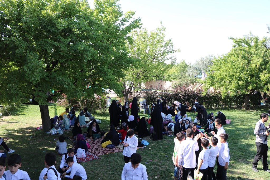 آيين افتتاحيه برنامه هاي غني سازي اوقات فراغت کانونهاي فرهنگي هنري مساجد استان آذربايجان غربي