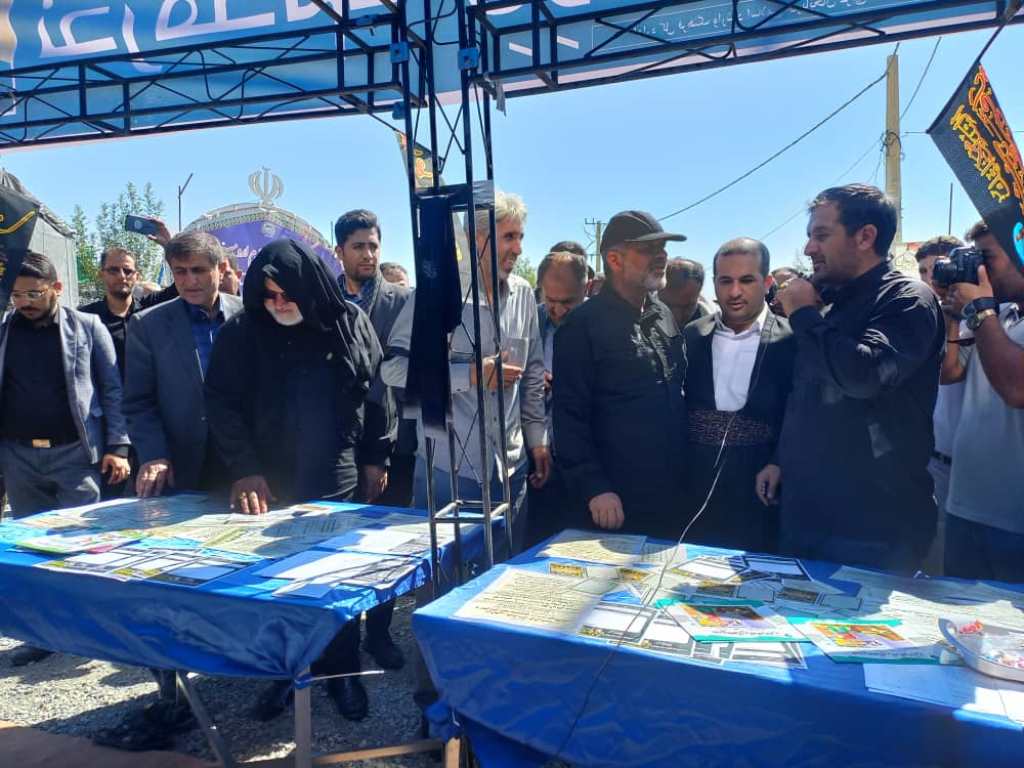 فعاليت‌هاي موکب فرهنگي کانون‌هاي مساجد آذربايجان غربي با عنوان «نذر قدم‌هاي زينب» در مرز تمرچين