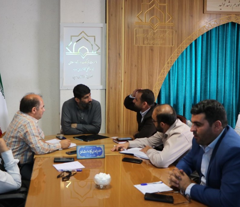 جلسه شوراي اداري با حضور معاون ستاد هماهنگي کانون هاي فرهنگي هنري مساجد کشور