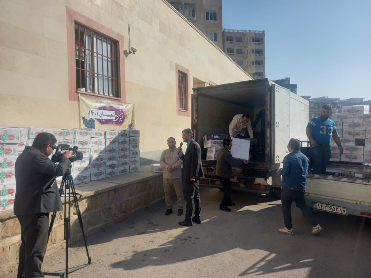 توزيع 1200 بسته گوشت قرباني بين نيازمندان استان آذربايجان غربي